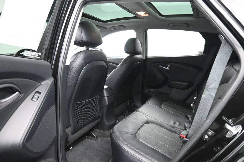 Used 2012 Hyundai Tucson Limited w/ Premium Pkg AWD/4WD image 20