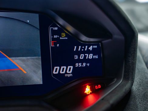 Used 2018 Lamborghini Huracan Performante image 35