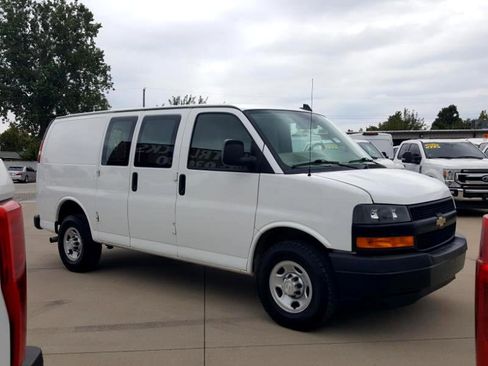 Used 2019 Chevrolet Express 2500 2500 Cargo w/ Driver Convenience Package image 5