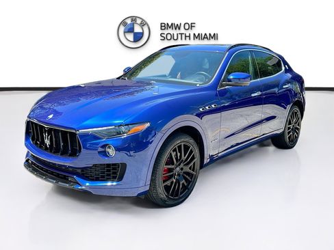 Used 2018 Maserati Levante GranSport AWD/4WD image 3