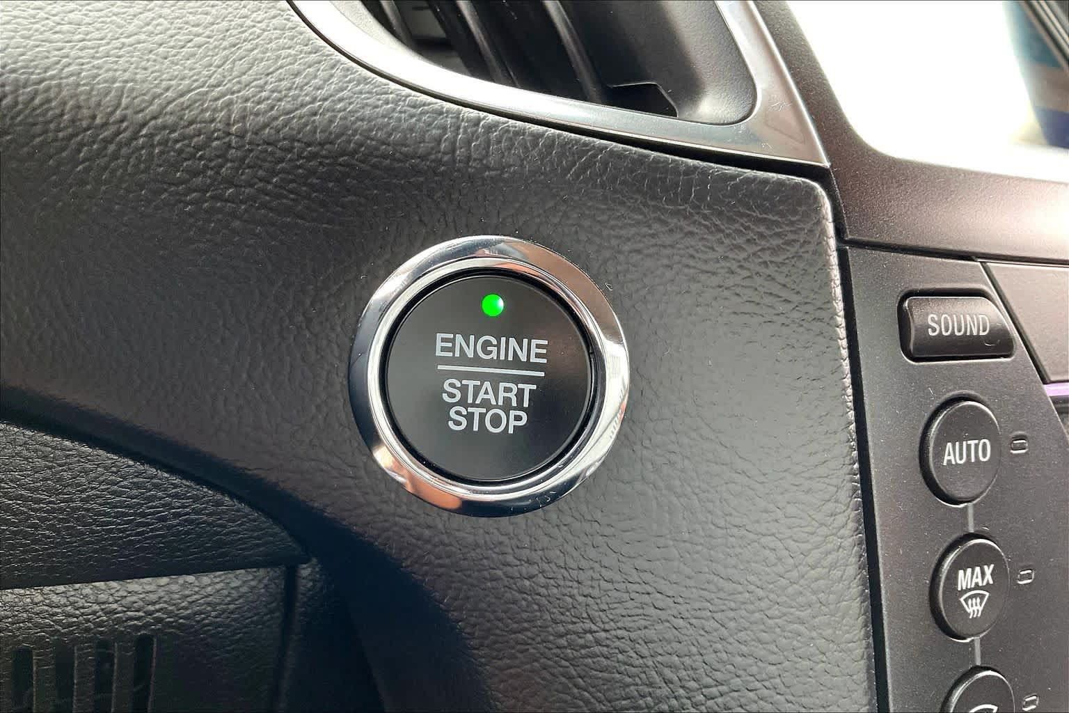 Used 2019 Ford Edge Titanium AWD/4WD image 32