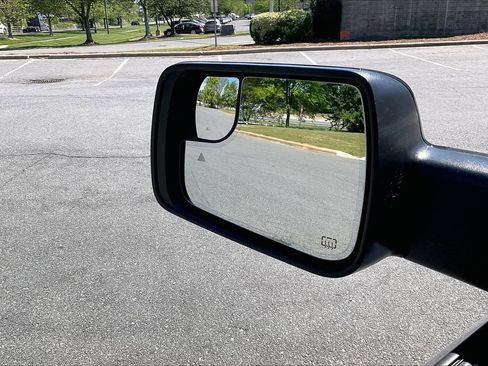 Certified 2023 RAM 1500 Laramie image 31