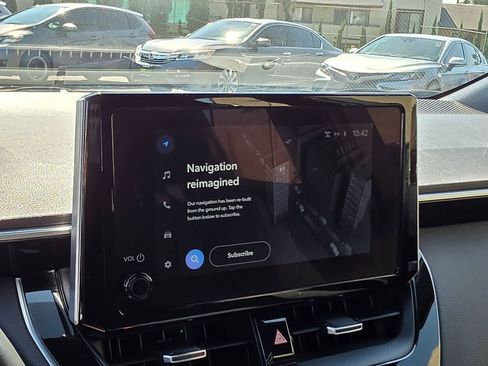 Used 2024 Toyota Corolla SE image 30