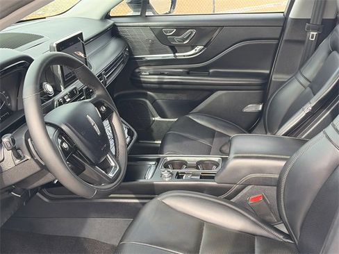 Used 2022 Lincoln Corsair AWD w/ Equipment Group 101A image 19