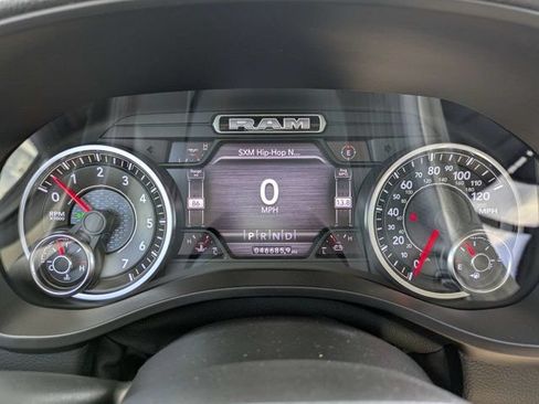 Used 2020 RAM 1500 Laramie AWD/4WD image 27