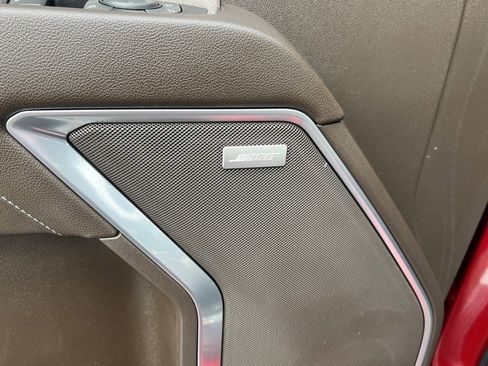 Used 2023 Chevrolet Silverado 1500 LTZ image 32