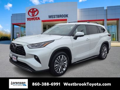 Certified 2025 Toyota Highlander Platinum