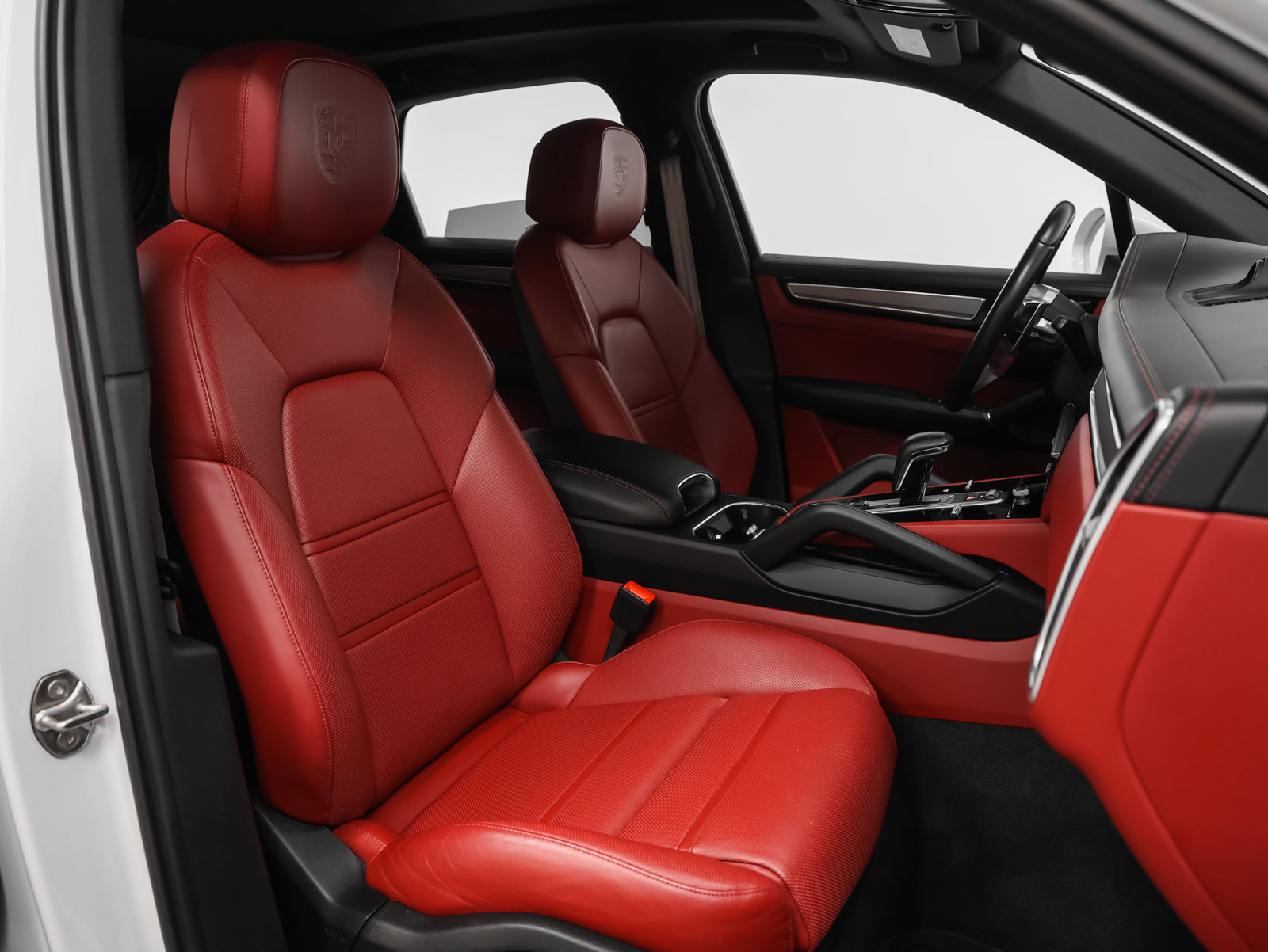 Certified 2023 Porsche Cayenne S Platinum AWD/4WD image 20