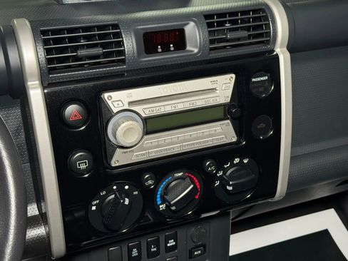 Used 2007 Toyota FJ Cruiser 4WD image 33