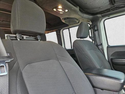 Used 2021 Jeep Wrangler Unlimited Sport AWD/4WD image 20