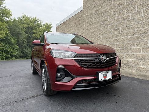 Used 2023 Buick Encore GX Select w/ Sport Touring Package FWD image 1