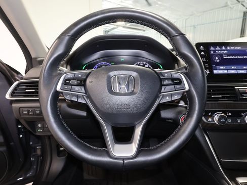 Used 2022 Honda Accord Touring image 10