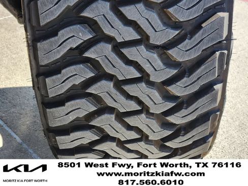 Used 2021 Jeep Gladiator Mojave AWD/4WD image 10