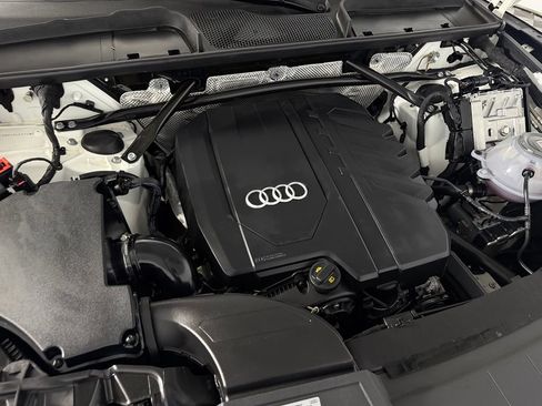 Used 2023 Audi Q5 2.0T Premium Plus w/ Premium Plus Package AWD/4WD image 36