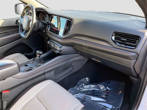 Used 2023 Dodge Durango GT image 30