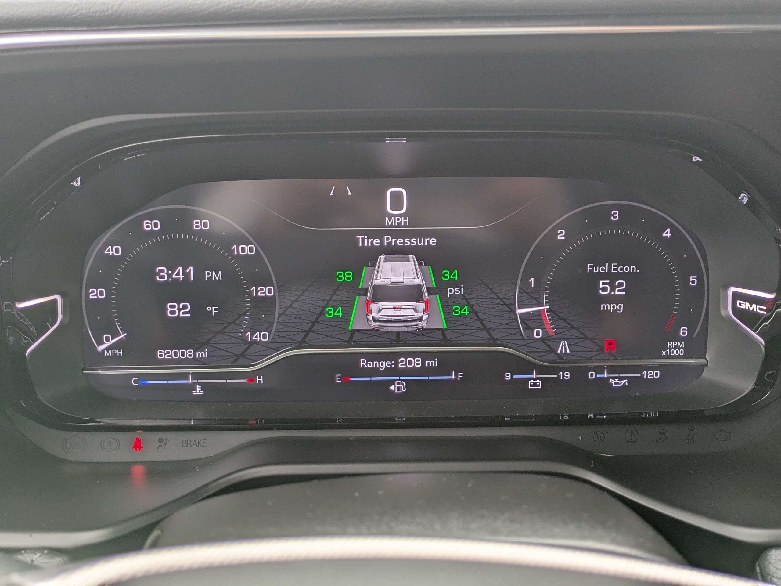 Used 2024 GMC Yukon Denali RWD image 30