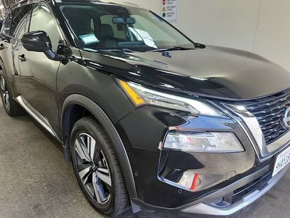 Used 2023 Nissan Rogue SL w/ SL Premium Package