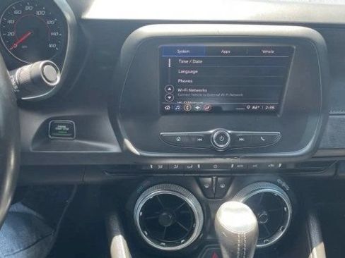 Used 2021 Chevrolet Camaro LT w/ RS Package RWD image 15