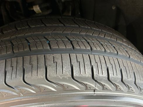 Used 2020 Chevrolet Colorado W/T image 24