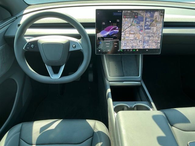Used 2026 Tesla Model Y 2WD image 12