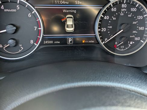 Used 2024 Nissan Sentra SV image 24