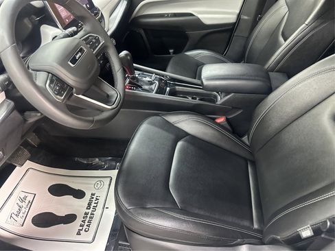 Used 2025 Jeep Compass Limited AWD/4WD image 11