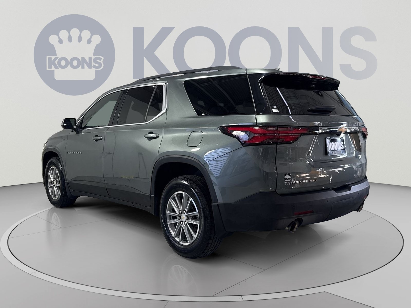 Used 2023 Chevrolet Traverse LT AWD/4WD image 8