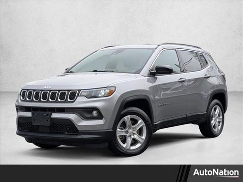 Used 2023 Jeep Compass Latitude w/ Sun and Sound Group image 1