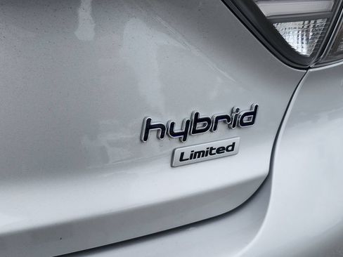 Used 2016 Hyundai Sonata Limited w/ Option Group 02 FWD image 3