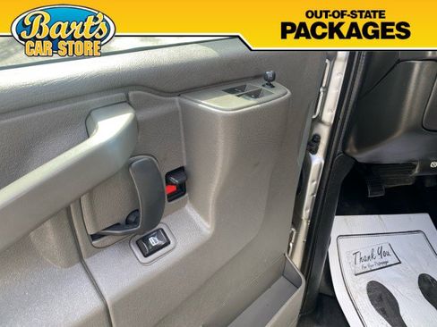 Used 2019 Chevrolet Express 3500 LS image 20