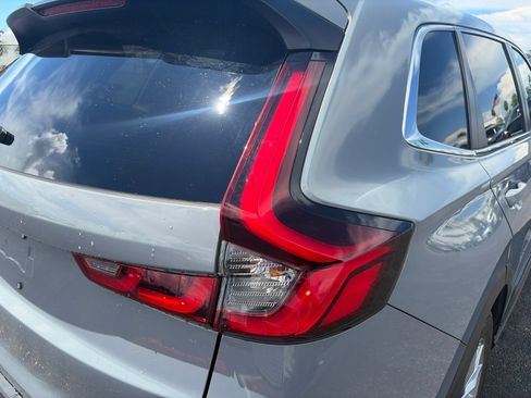 Certified 2025 Honda CR-V EX image 15