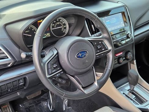 Used 2020 Subaru Forester Premium w/ Popular Package #1 AWD/4WD image 17