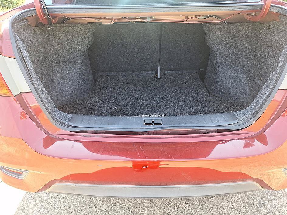 Used 2019 Nissan Sentra SV FWD image 23