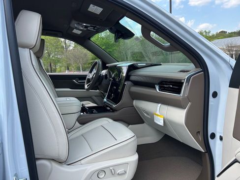 New 2026 GMC Yukon Denali RWD image 37
