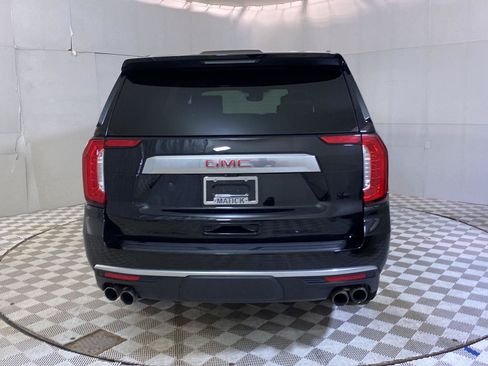 Used 2024 GMC Yukon Denali w/ Advanced Technology Package AWD/4WD image 8