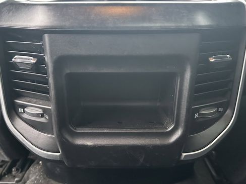 Used 2022 RAM 1500 Big Horn image 15