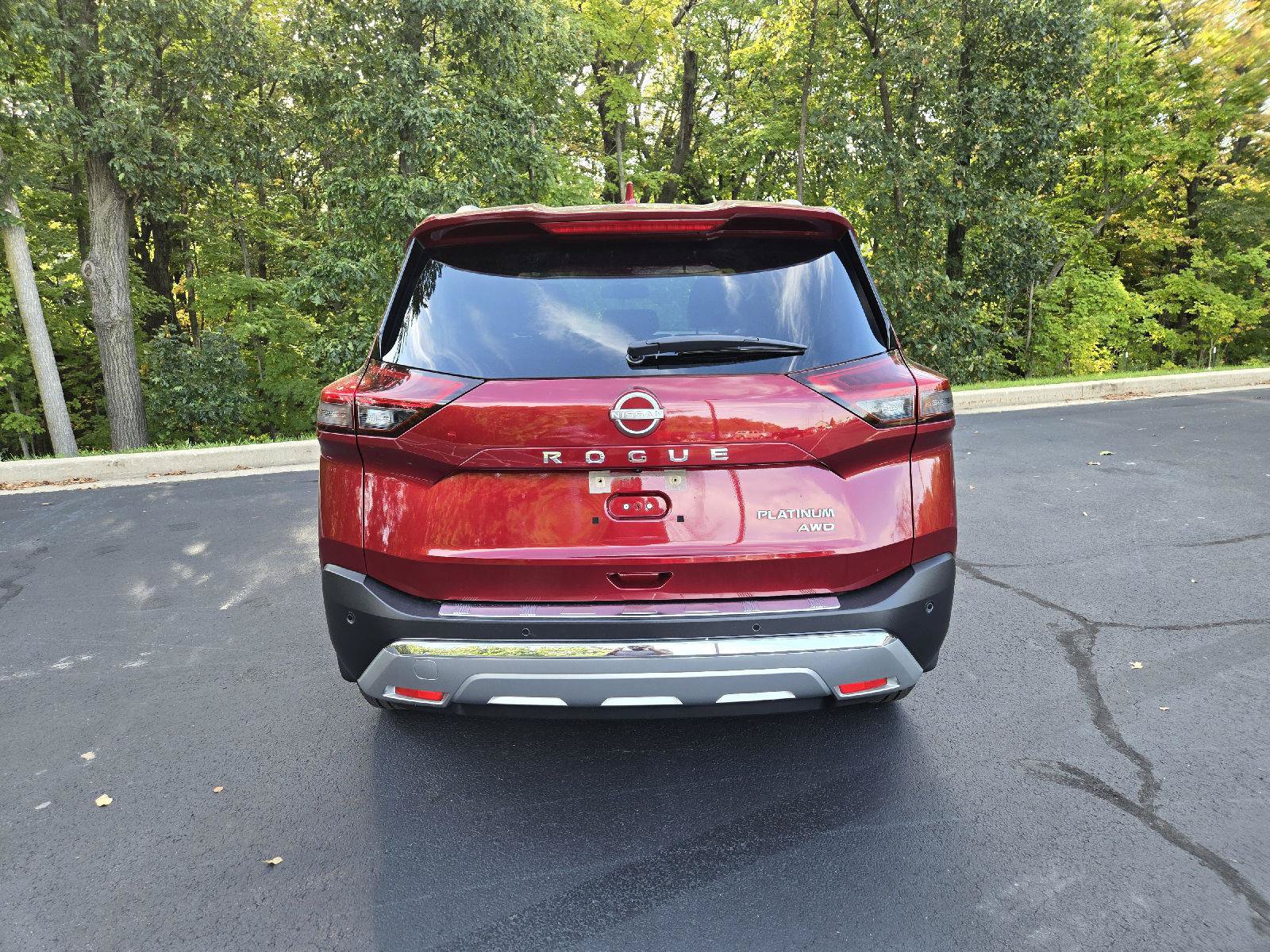Used 2023 Nissan Rogue Platinum AWD/4WD image 8