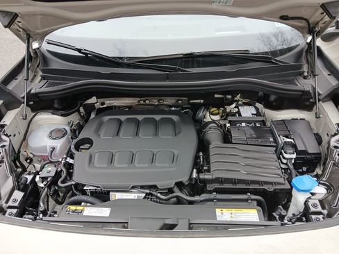 New 2026 Volkswagen Tiguan SE R-Line image 22