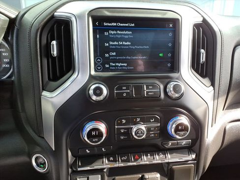 Used 2021 GMC Sierra 1500 Elevation image 24