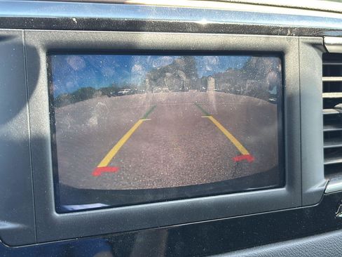 Used 2024 Chrysler Voyager LX image 11