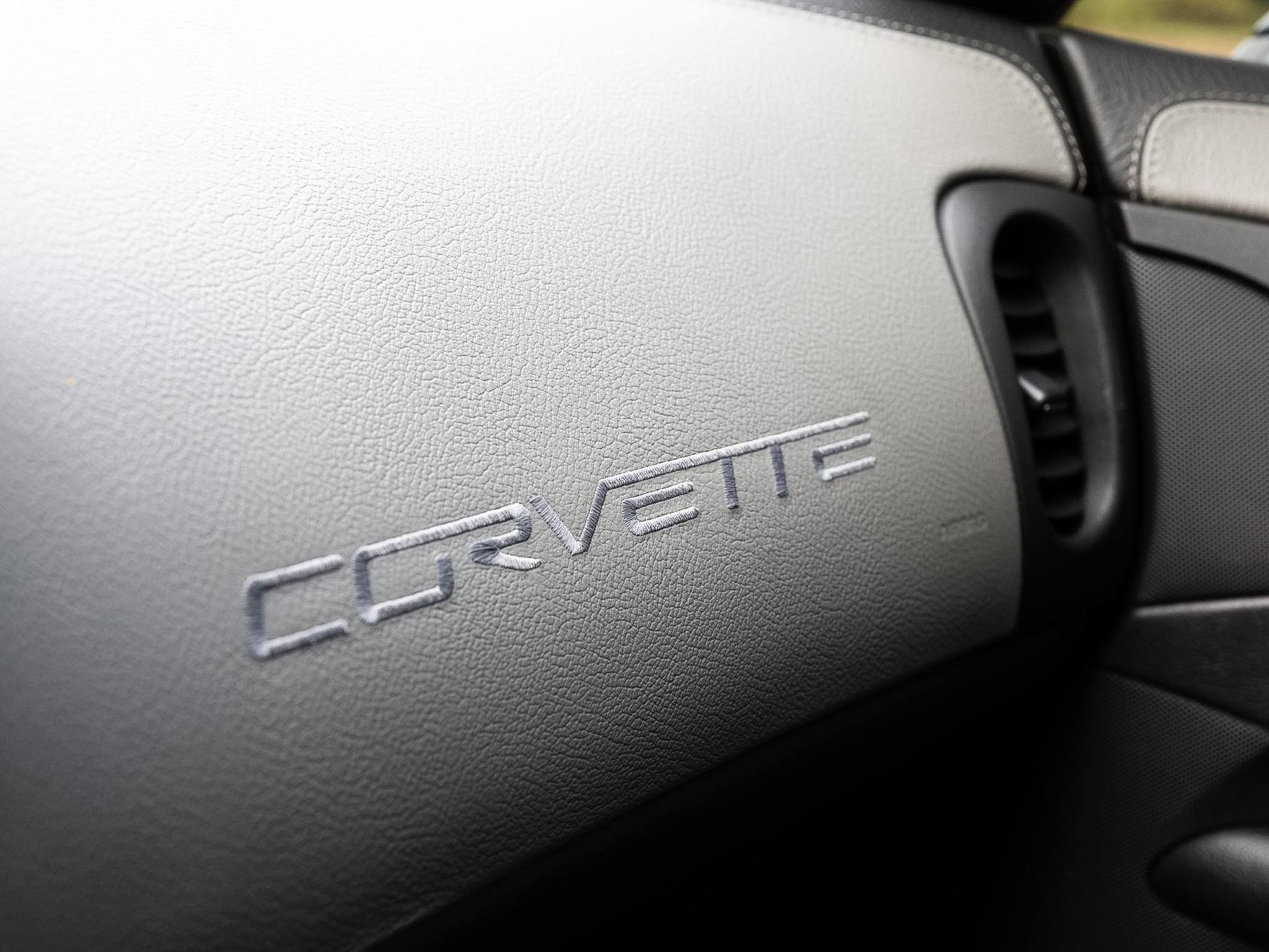 Used 2009 Chevrolet Corvette ZR1 w/ Preferred Equipment Group RWD image 57