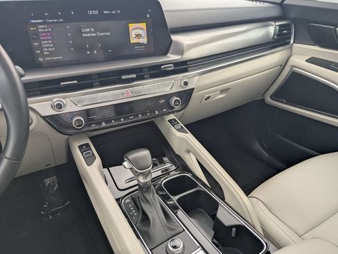 Used 2024 Kia Telluride S w/ S Sunroof Package FWD image 25