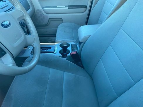 Used 2012 Ford Escape XLT FWD image 7