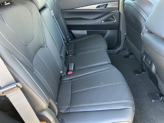 New 2027 INFINITI QX60 Luxe FWD image 14