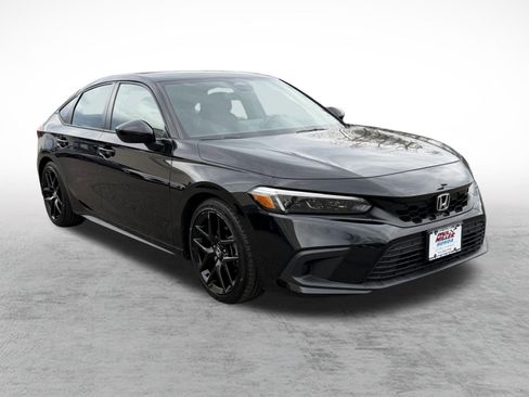 Used 2023 Honda Civic Sport image 3