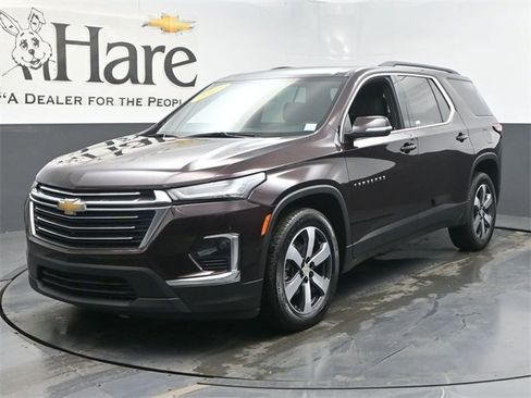 Used 2023 Chevrolet Traverse LT w/ LT Premium Package image 33
