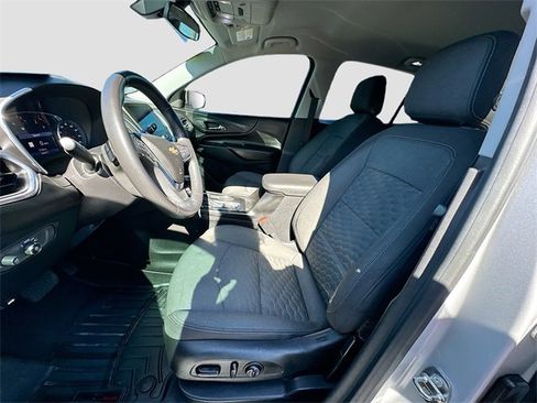 Used 2019 Chevrolet Equinox LT image 19