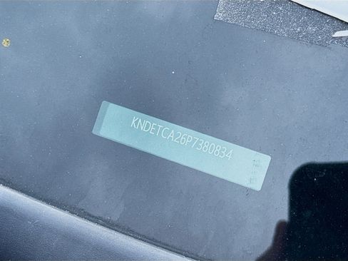 Used 2023 Kia Seltos SX image 38