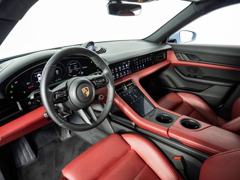 Certified 2023 Porsche Taycan 4S AWD/4WD image 4