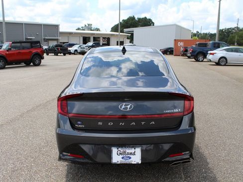 Used 2021 Hyundai Sonata Limited w/ Preferred Accessory Package FWD image 6
